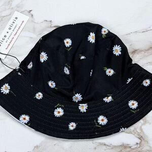 ALICE AND OLIVIA REVERSIBLE DAISY PRINT WOMEN BUCKET HAT BRAND NEW WITH TAGS